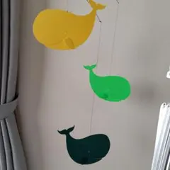 クジラのモビール