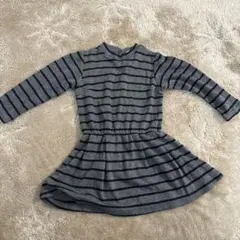 グレーと黒のストライプ長袖ワンピース 100