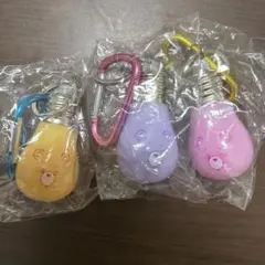 ケアベアの電球型キーホルダー