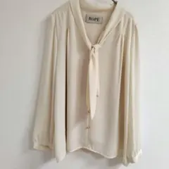 ROPE ブラウス トップス リボン M アイボリー　上品　金ボタン