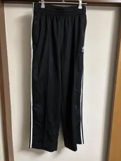 adidas アディカラー バギーフィット ファイヤーバードトラックパンツのサムネイル