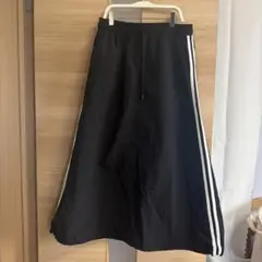 サイドライン　ナイロンスカート　裾ドロスト