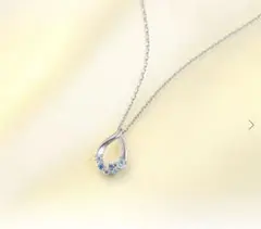 カナル4℃ ネックレス　71%off. 水色　雫　オルゴール付属　美女と野獣
