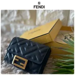 【美品希少】FENDI フェンディ バゲット マイクロ 三つ折財布