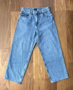 ユニクロ　ワイドストレートジーンズ　30インチ