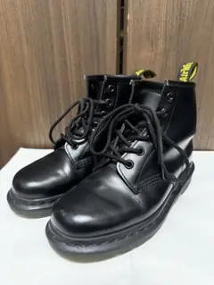 希少】ドクターマーチン 6ホール 黒ステッチ 22.5cm - メルカリ