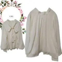 【グレイル】GR♡後リボン付長袖ハイネックブラウス【F】光沢♡被り♡アイボリー系