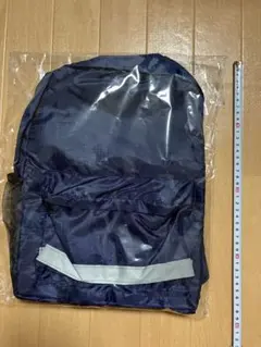 コンパクト防水ネイビーリュック 約13L