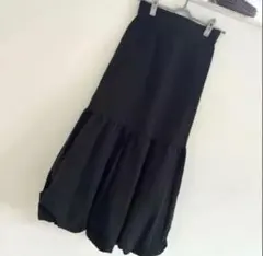しまむら　コラボ　Raffirait ラフィレ makoさんバルーンスカート