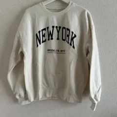 coca NEW YORK ロゴ クルーネック スウェット アイボリー