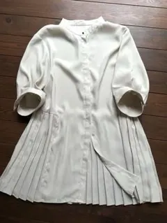 a.v.v アーヴェヴェ ／ シャツ／ワンピース