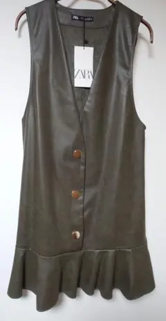 ZARA　ザラ　フェイクレザー　ジャンパースカート