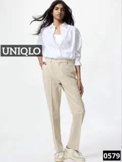 0579 UNIQLO 感動スリムパンツ/丈長め ベージュ