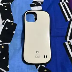 アイフェイス　iPhone13.14 くすみホワイト