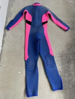 Item thumbnail for item e4ea3176-9538-4218-94d4-768502ac31e7