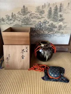 Item thumbnail for item 108c6764-0d1e-4146-aef7-e131773e52f9