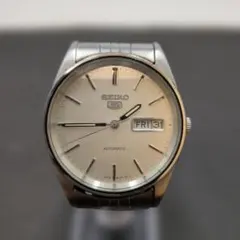 [8621]SEIKO 5 自動巻き 腕時計 シルバー文字盤ジャンク