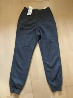 新品タグつき　ユニクロ　UNIQLO ボアスウェットパンツ　140