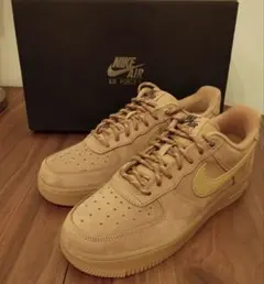 NIKE AIR FORCE 1 FZ7372-200 25cmのサムネイル