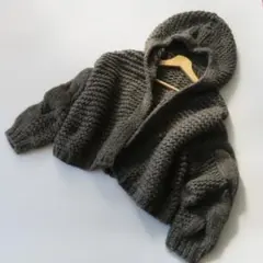 状態良好！定価13,200円！アパートバイローリーズ★ケーブルカーディガン★F