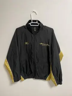 MizunoPro ピステ・ウィンドブレーカー ブラック/ゴールドのサムネイル