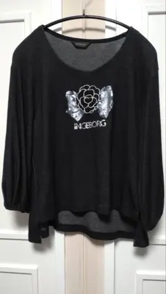 【最終値下げ】インゲボルグ　スパンコール　プルオーバー