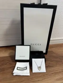 GUCCI ハートネックレスのサムネイル