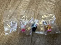 ハローキティーめじるしアクセサリー　４個セット