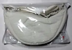 UNIQLO　ラウンドミニショルダーバッグ　UNIQLO新宿店オープン記念