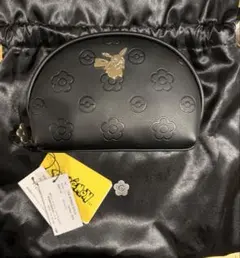 ピカチュウメタルエンボス　ラウンドポーチ　最終値下げ