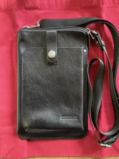 ＤＯＵＢＬＥＳ（ダブルス）　　　　　ショルダーバッグ 黒　牛皮