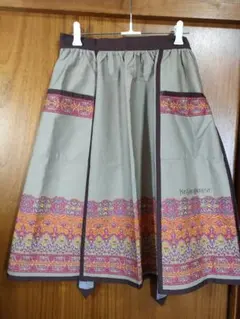 2026年最新】イヴ・サンローラン エプロンの人気アイテム - メルカリ