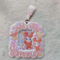 Item thumbnail for item b8d91930-a990-49a8-987e-64860d902a4c