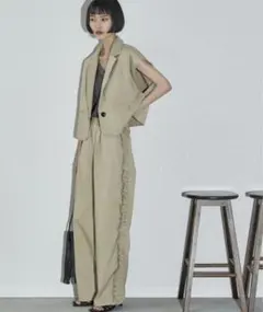 ★新品★【THE YOn》サイドフリルラインタックイージーパンツ