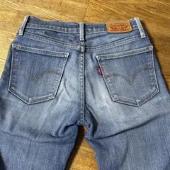 Levi's 711 SKINNY デニム 23