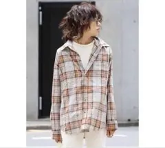 アングリッド　リネン混　チェックシャツ