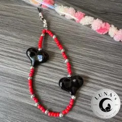 R5☪︎　スマホ　ストラップ　ビーズ　キーホルダー　赤　ハート　黒　韓国