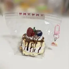 【完売品】　ラドド　ワッフル　スクイーズ　ladodo ケーキ