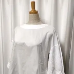 【美品】J.sloane ジェイスローアン 袖レース ボートネック ブラウス