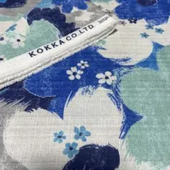 変わり織、KOKKA 花柄レトロポップなプリント生地 大柄ブルー系　約240cm