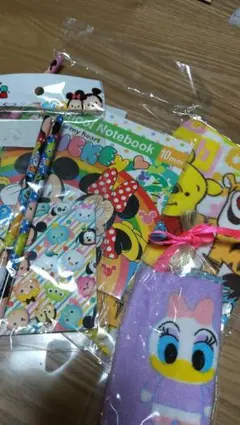 ディズニー小物セット ミニタオル メモ 鉛筆 消しゴム 新品 未使用