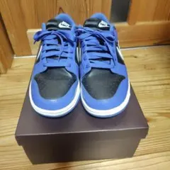 NIKE DUNK LOW ブラック ブルー スニーカーのサムネイル