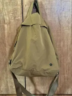 lululemon トートバッグ カーキ On My Level 2.0のサムネイル