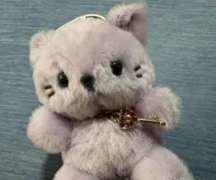 【値下げ交渉◎】ぬいぐるみ　キーホルダー　紫　猫のサムネイル