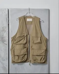 Nylon Pocket Vest ナイロンポケットベスト オリーブのサムネイル