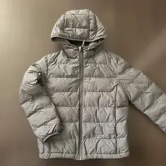 UNIQLOフード付きダウンジャケット