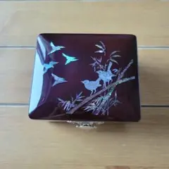 【新品未使用】螺鈿細工 らでん 韓国伝統工芸 ジュエリーボックス 小物入れ