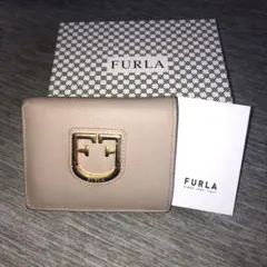 フルラ　二つ折り財布