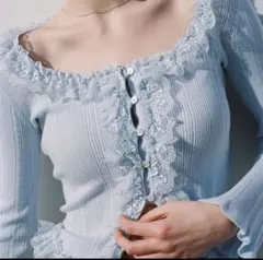 【新品未使用タグ付】Sustainableフリルニットプルオーバー SNIDEL