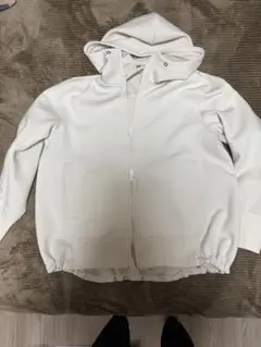 UNIQLO ＋Ｊ　パーカー